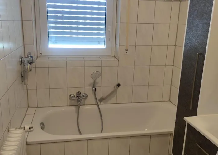 אורחן Gaestehaus Windheim Groetzingen